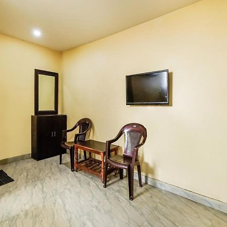 Rājahmundry Oyo 84039 Tirumala Grand מראה חיצוני תמונה