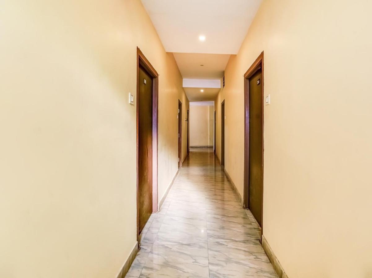 Rājahmundry Oyo 84039 Tirumala Grand מראה חיצוני תמונה
